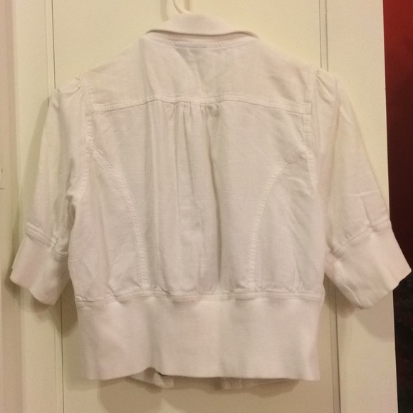 White half sleeve cardigan - Picture 4 of 6